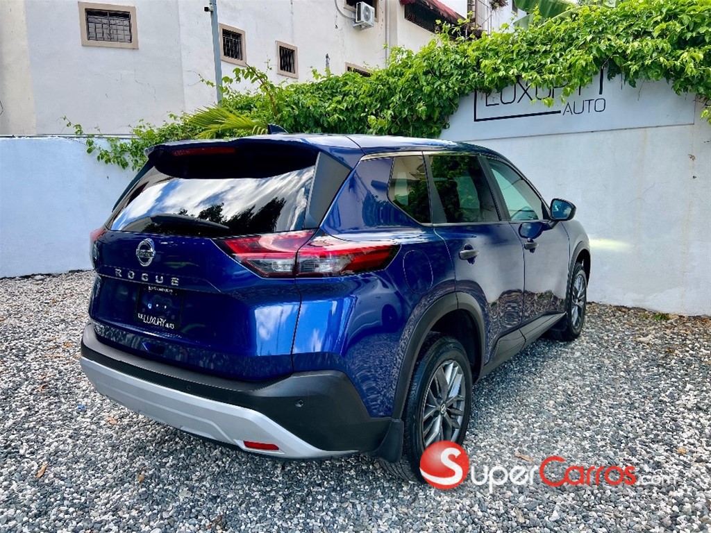 2021 Nissan Rogue SV — foto 5 / 7