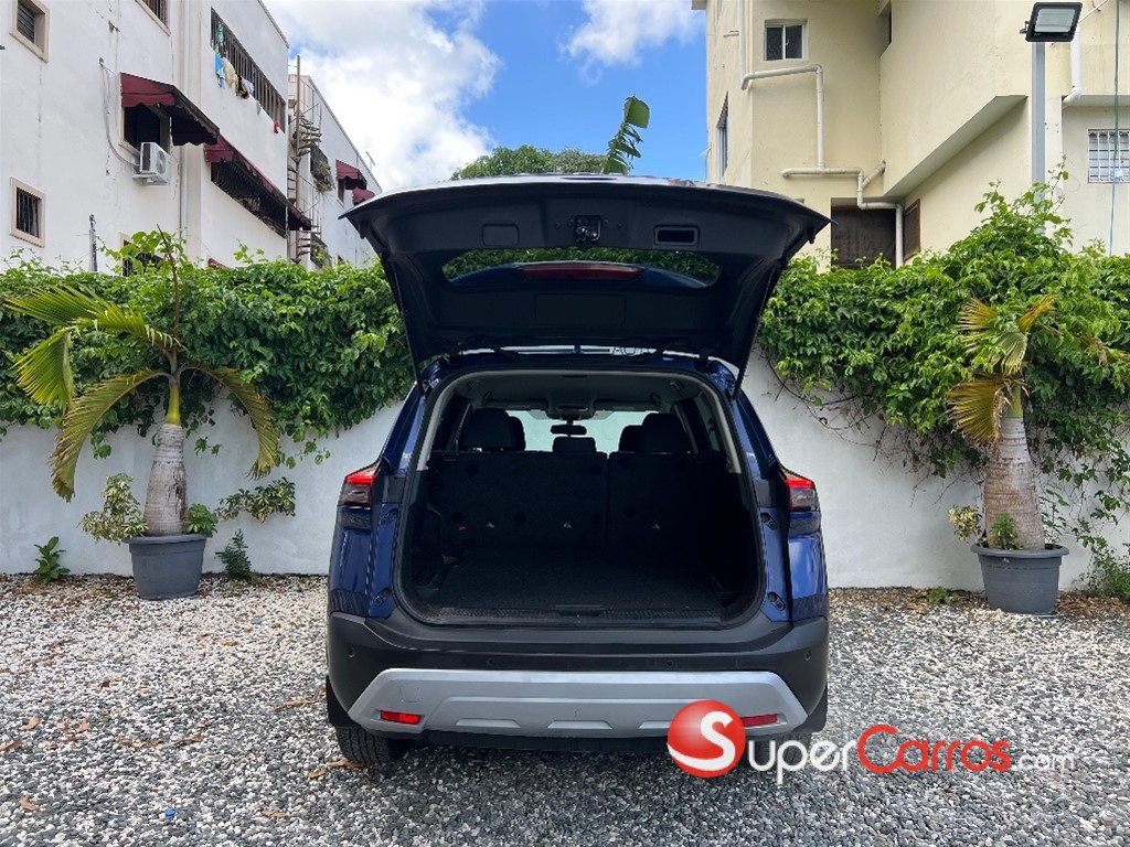 2021 Nissan Rogue SV — foto 6 / 7