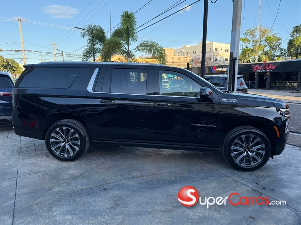 2026 Chevrolet Suburban Highcountry — foto 3 / 11