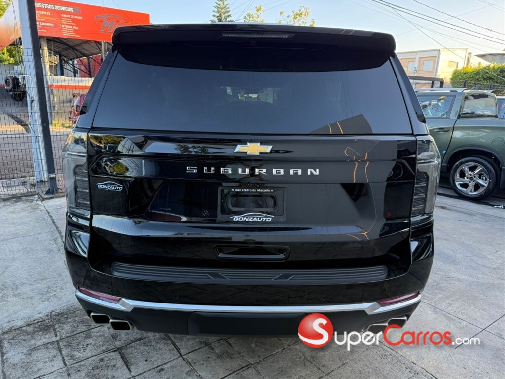 2026 Chevrolet Suburban Highcountry — foto 4 / 11