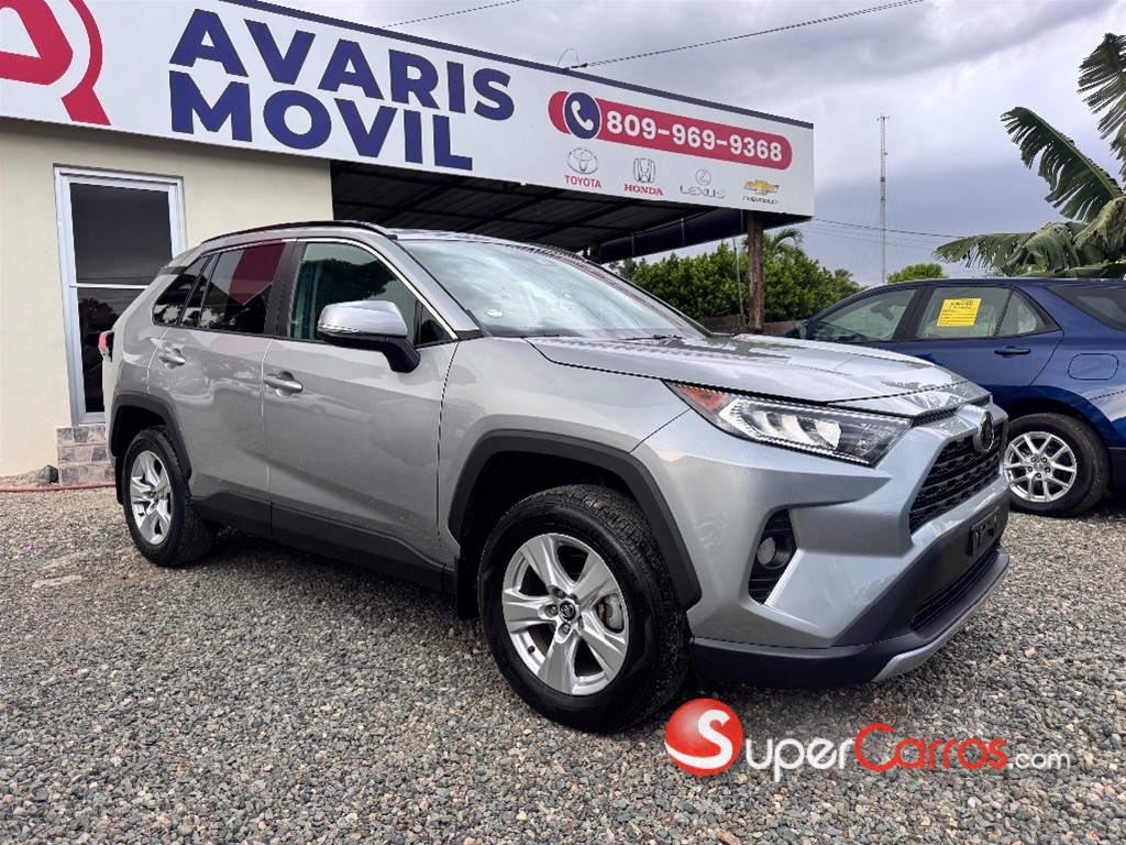 2021 Toyota RAV4 XLE