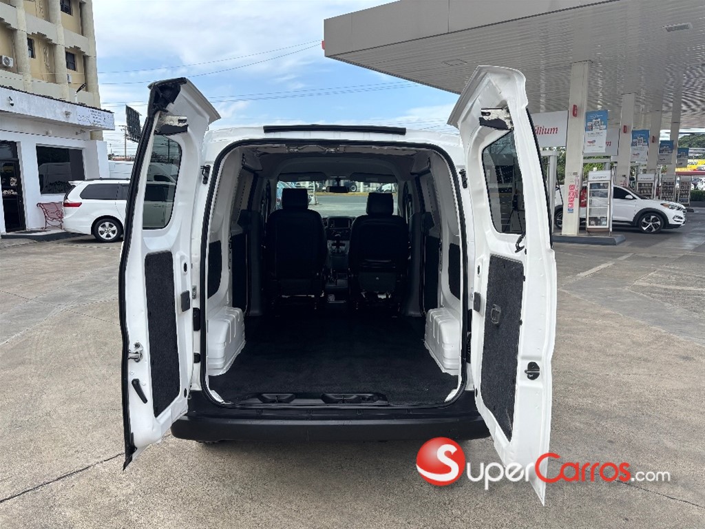 2021 Nissan NV 200 — foto 5 / 11