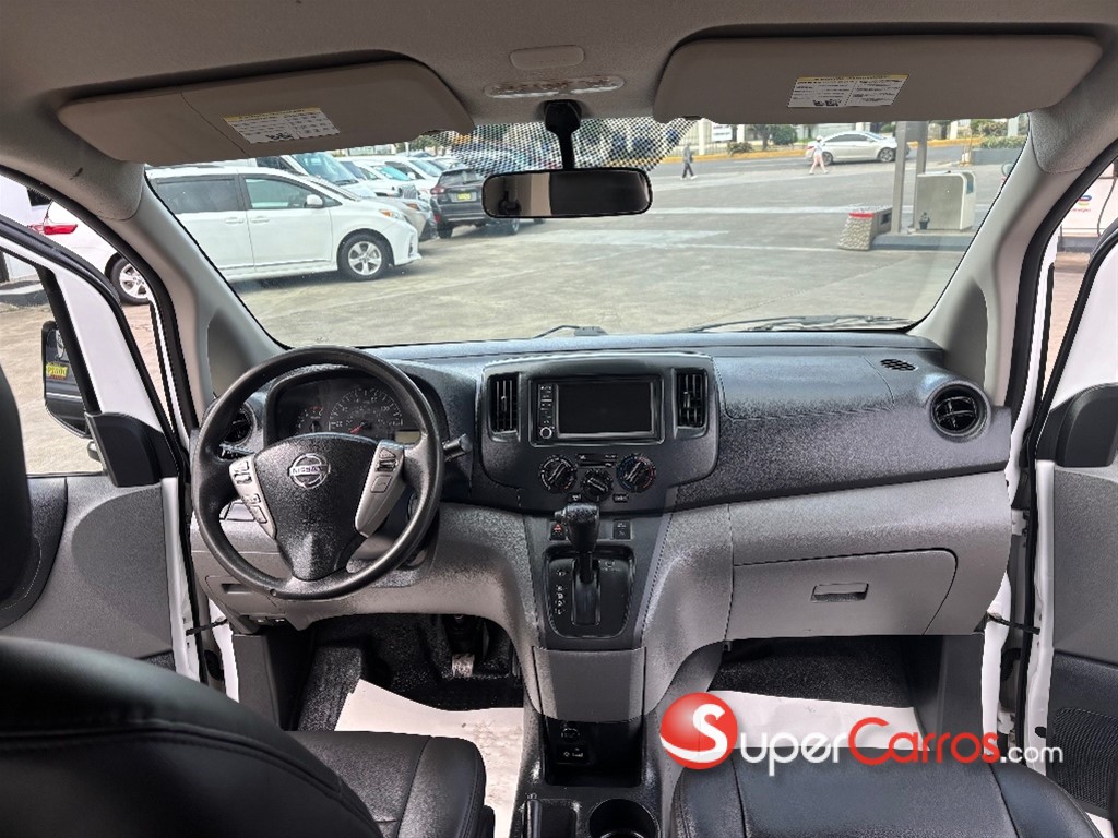 2021 Nissan NV 200 — foto 8 / 11