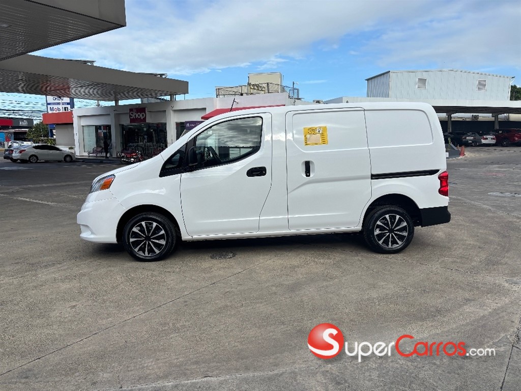 2021 Nissan NV 200 — foto 10 / 11