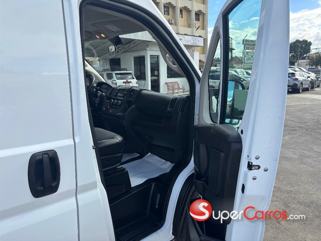2020 Ram Promaster 2500 — foto 9 / 11