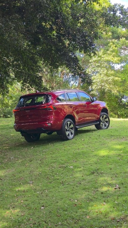 2027 Isuzu Mux — foto 4 / 12