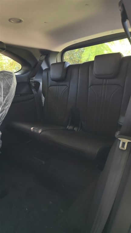 2027 Isuzu Mux — foto 12 / 12