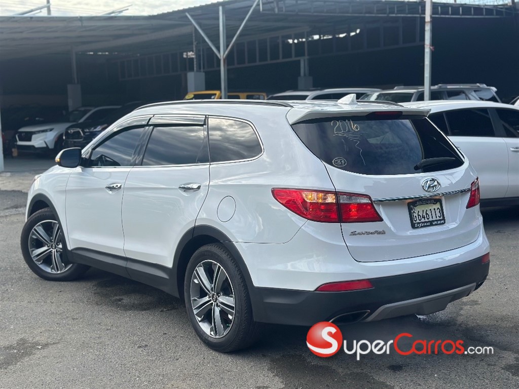 2016 Hyundai Santa Fe — foto 4 / 11