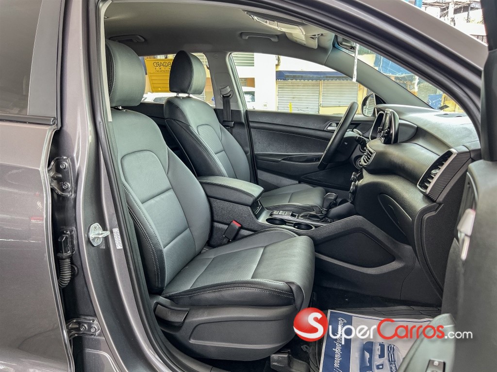 2020 Hyundai Tucson SE — foto 6 / 11