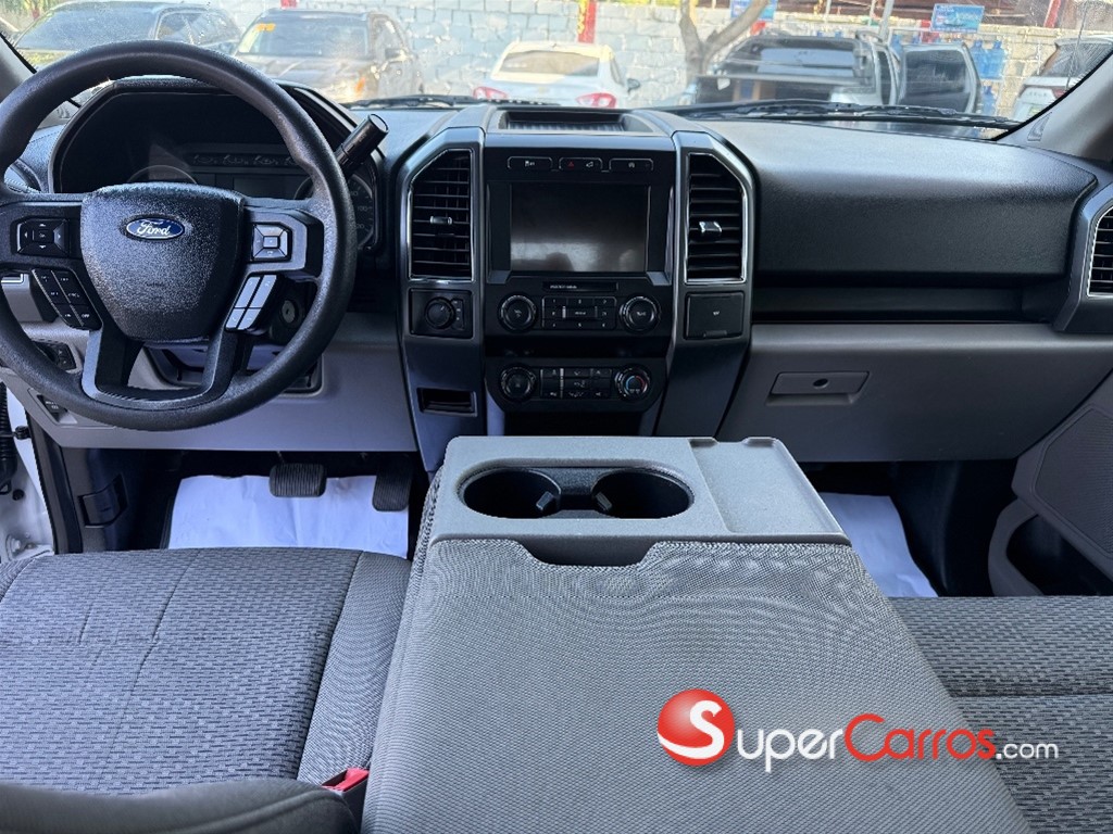 2019 Ford F 150 XLT — foto 10 / 11