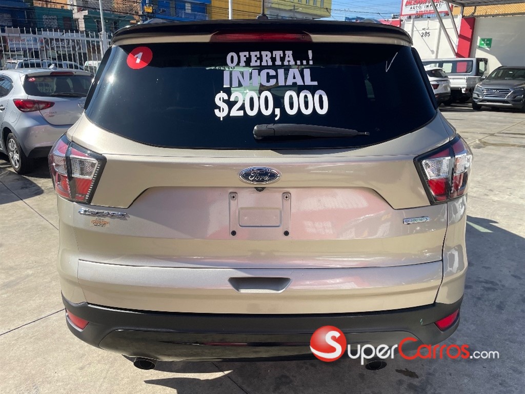 2017 Ford Escape SE Ecoboost — foto 4 / 9