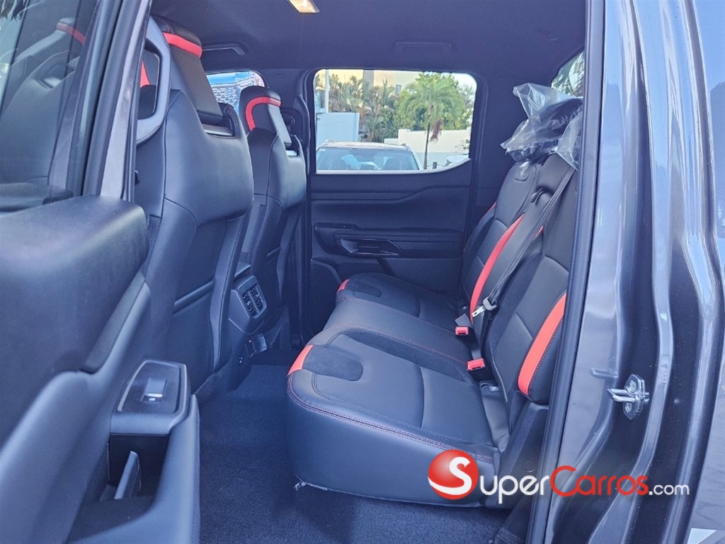 2025 Ford Ranger Raptor — foto 9 / 12