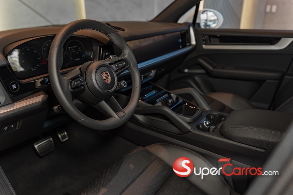 2026 Porsche Cayenne S — foto 8 / 12