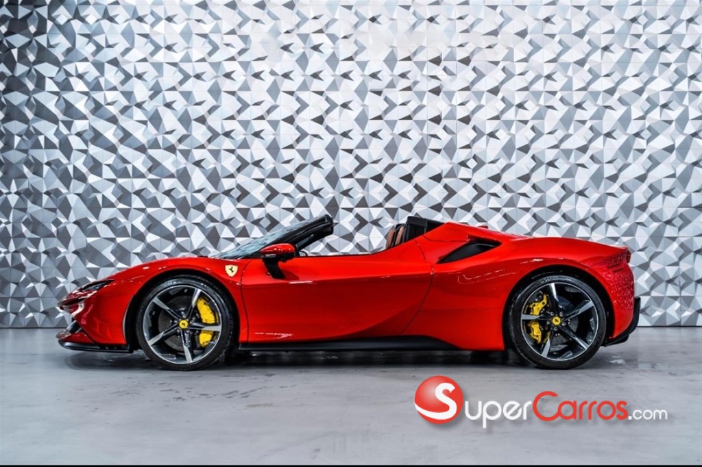 2025 Ferrari SF90 Spider — foto 3 / 12