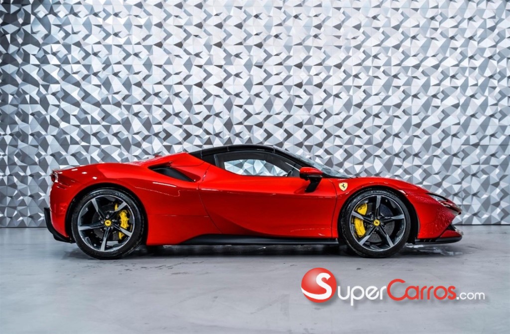 2025 Ferrari SF90 Spider — foto 6 / 12