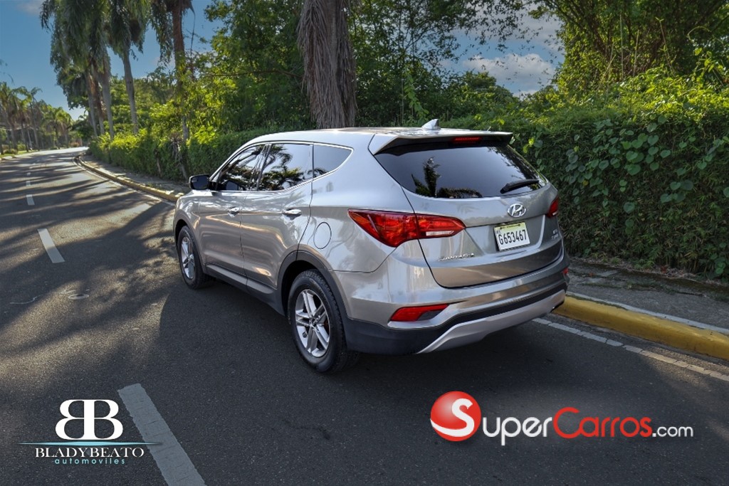 2017 Hyundai Santa Fe Sport — foto 10 / 11