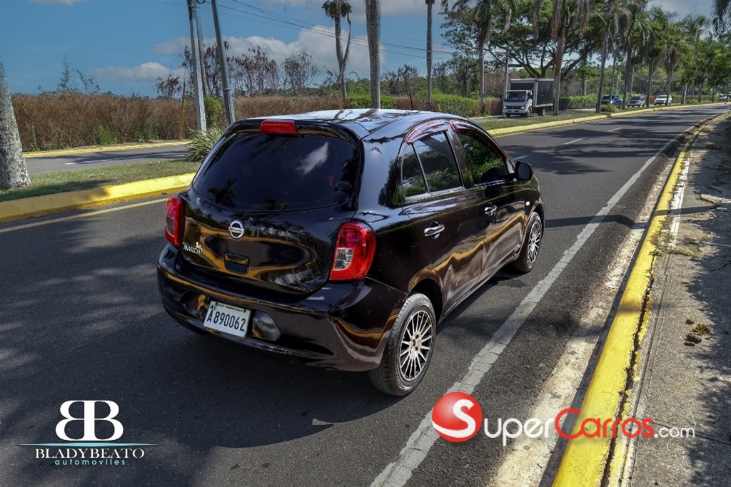 2015 Nissan March — foto 7 / 10