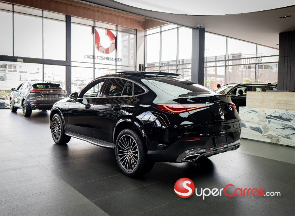 2026 Mercedes-Benz Clase GLC 200 AMG — foto 6 / 9