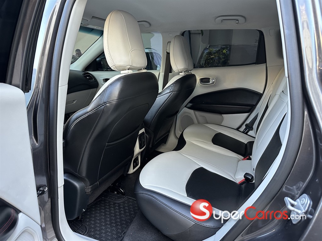 2019 Jeep Compass Limited — foto 11 / 12