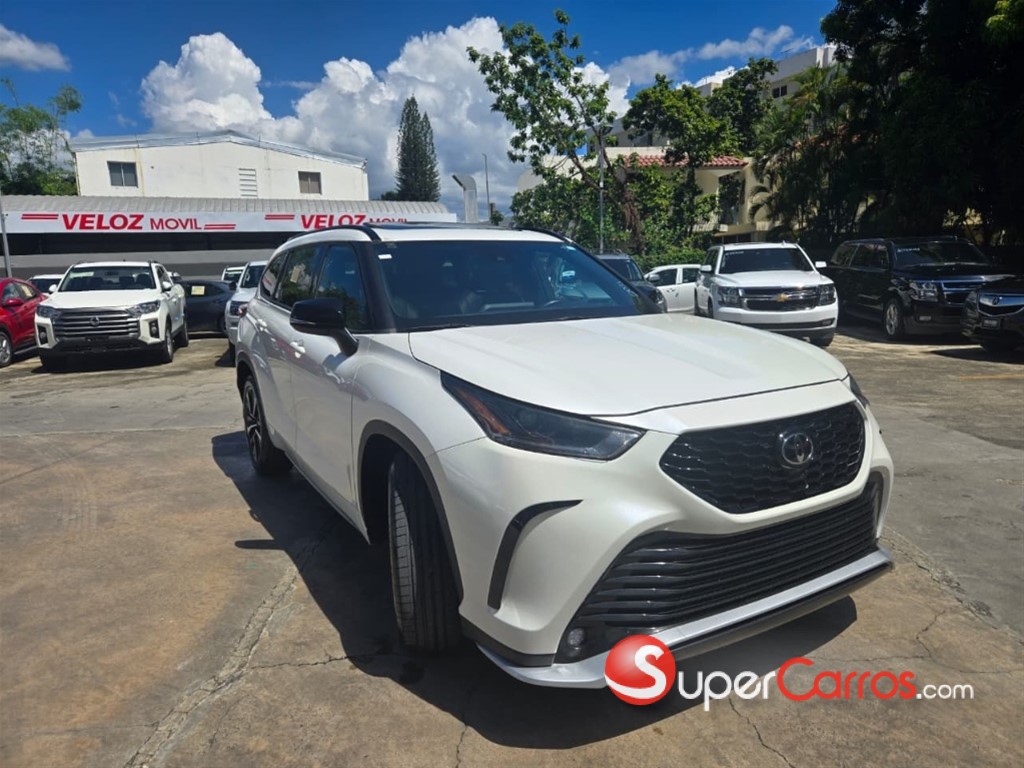 2021 Toyota Highlander XSE — foto 3 / 8