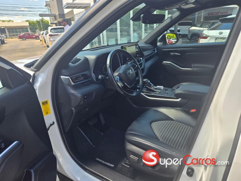 2021 Toyota Highlander XSE — foto 4 / 8