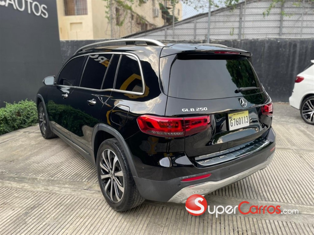 2022 Mercedes-Benz Clase GLB 250 — foto 9 / 10