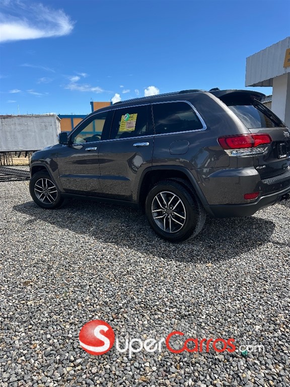 2021 Jeep Grand Cherokee Limited 4x4 — foto 4 / 12