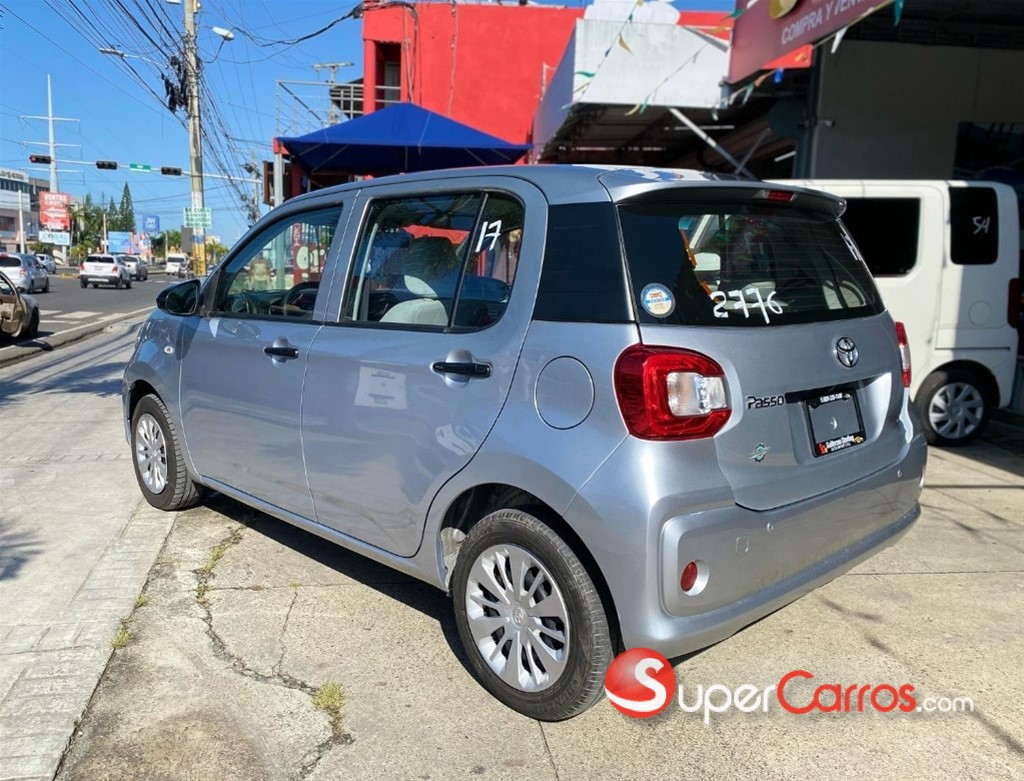 2019 Toyota Passo — foto 8 / 11