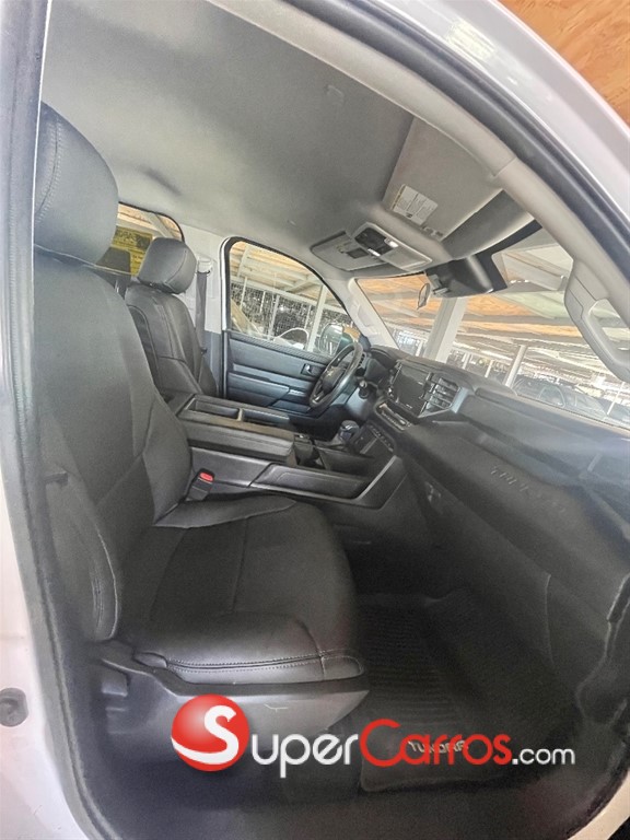 2023 Toyota Tundra SR5 — foto 7 / 9