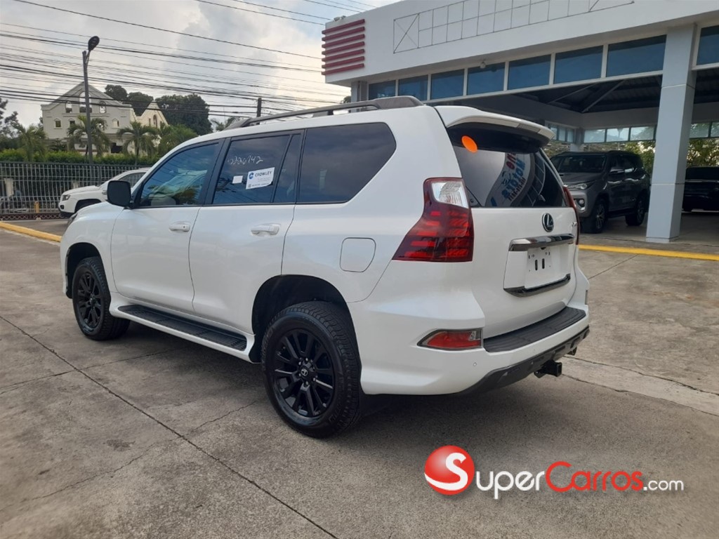 2022 Lexus GX 460 — foto 10 / 12