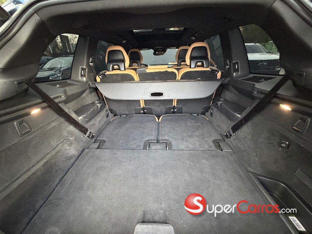 2021 Volvo XC90 Inscription T6 — foto 9 / 10