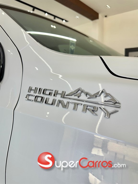 2023 Chevrolet Tahoe Highcountry Duramax — foto 10 / 12