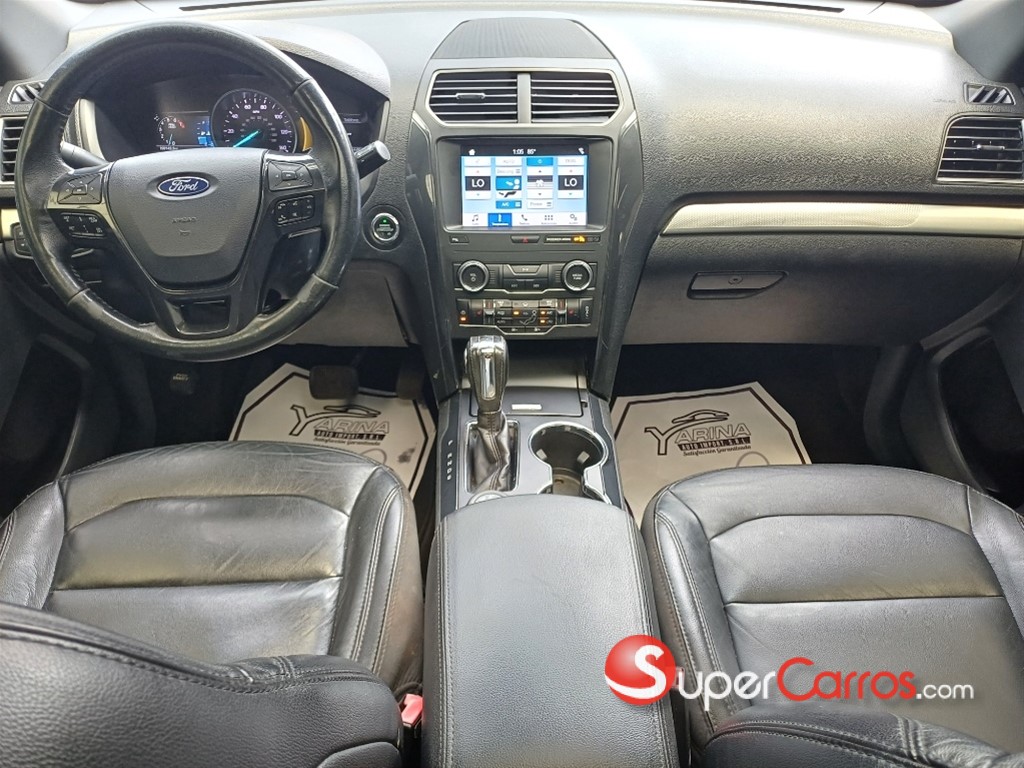 2018 Ford Explorer XLT 4WD — foto 8 / 12