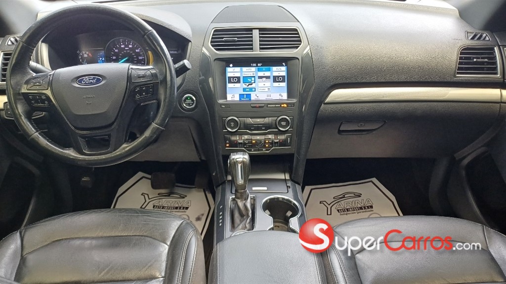 2018 Ford Explorer XLT 4WD — foto 9 / 12