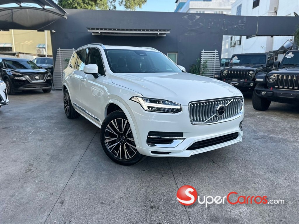 2025 Volvo XC90 Plus Recharge