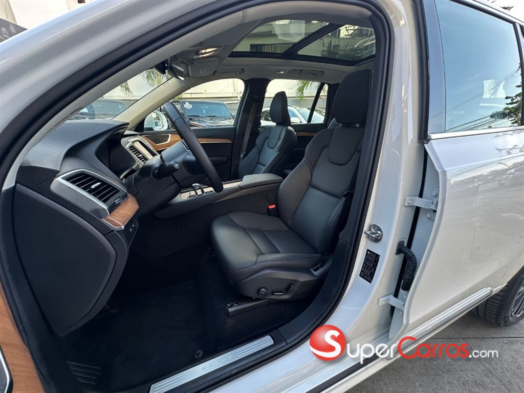 2025 Volvo XC90 Plus Recharge — foto 7 / 12
