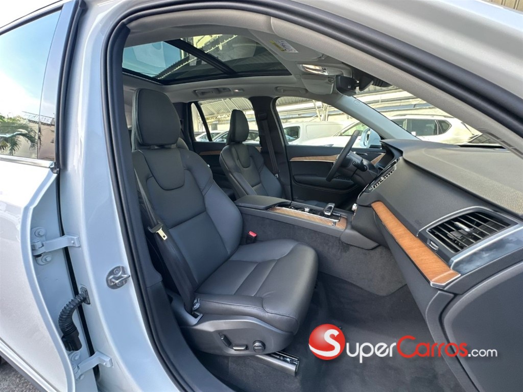 2025 Volvo XC90 Plus Recharge — foto 9 / 12