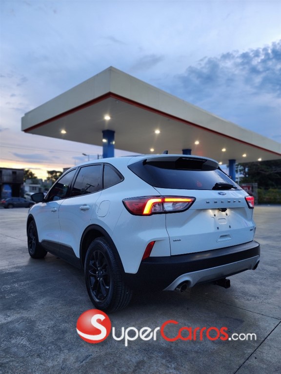 2020 Ford Escape Hybrid — foto 5 / 12