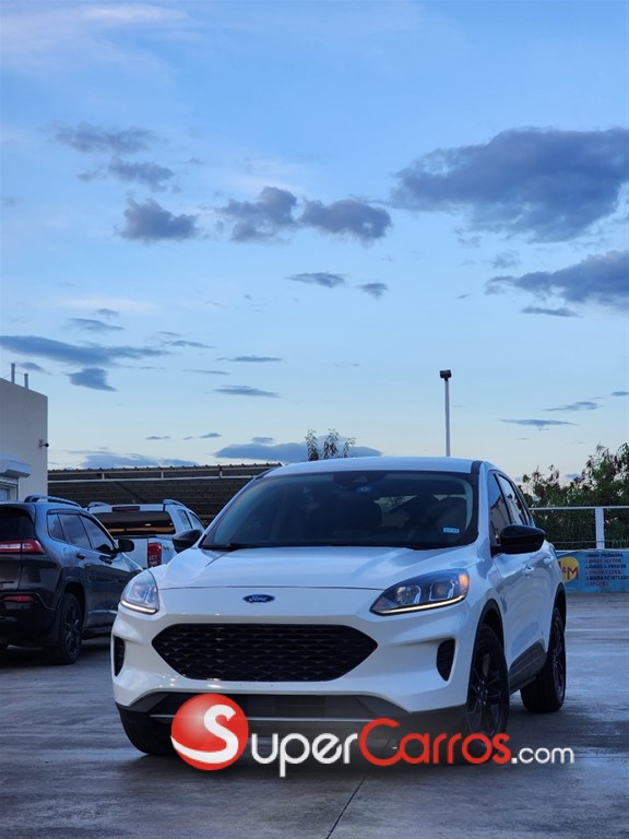 2020 Ford Escape Hybrid — foto 6 / 12