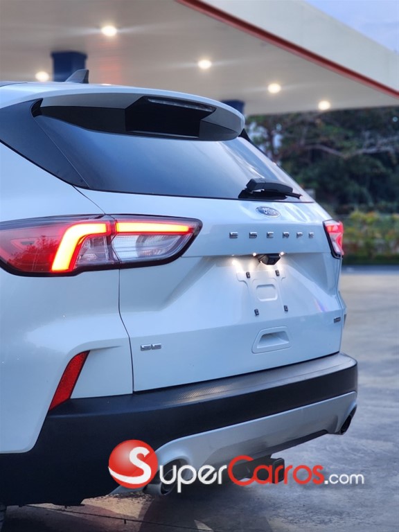 2020 Ford Escape Hybrid — foto 7 / 12