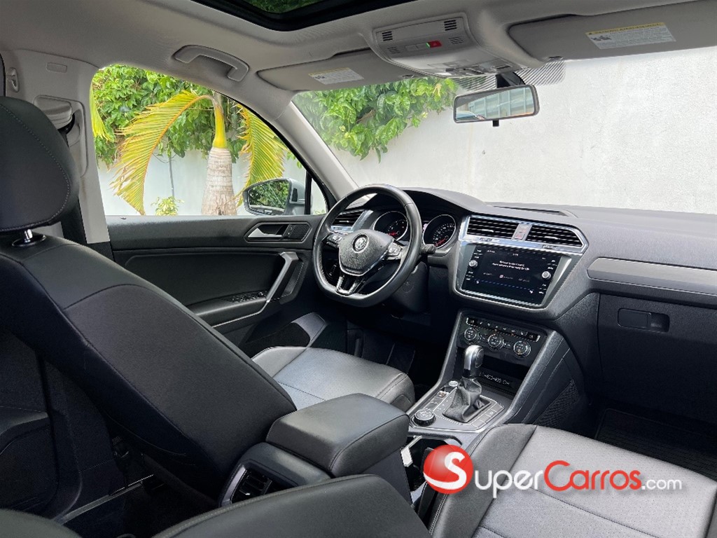 2020 Volkswagen Tiguan SEL 4Motion — foto 6 / 9