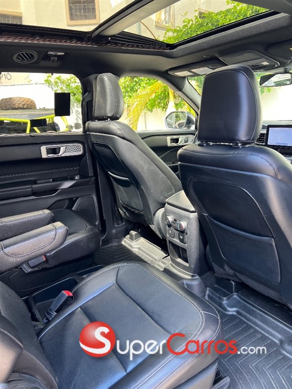 2020 Ford Explorer Limited — foto 4 / 6