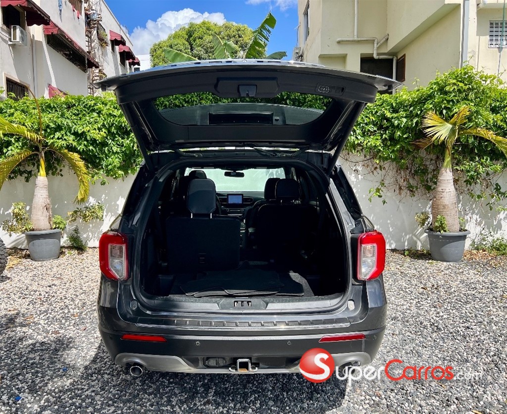 2020 Ford Explorer Limited — foto 6 / 6