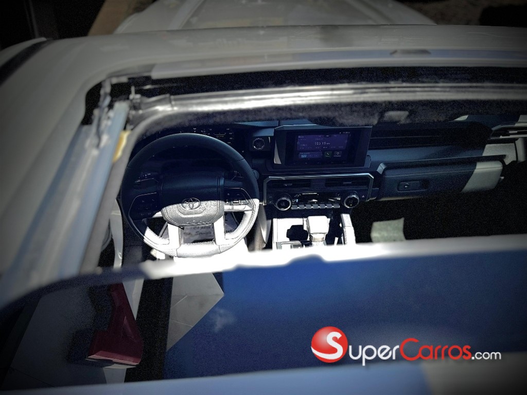 2026 Toyota 4 Runner Limited — foto 2 / 10