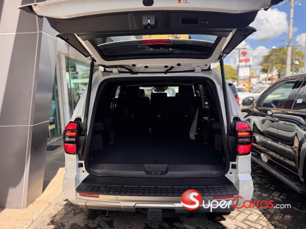 2026 Toyota 4 Runner Limited — foto 7 / 10