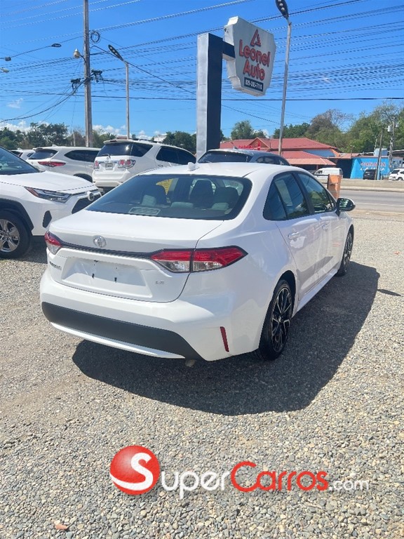 2021 Toyota Corolla LE Plus — foto 4 / 11