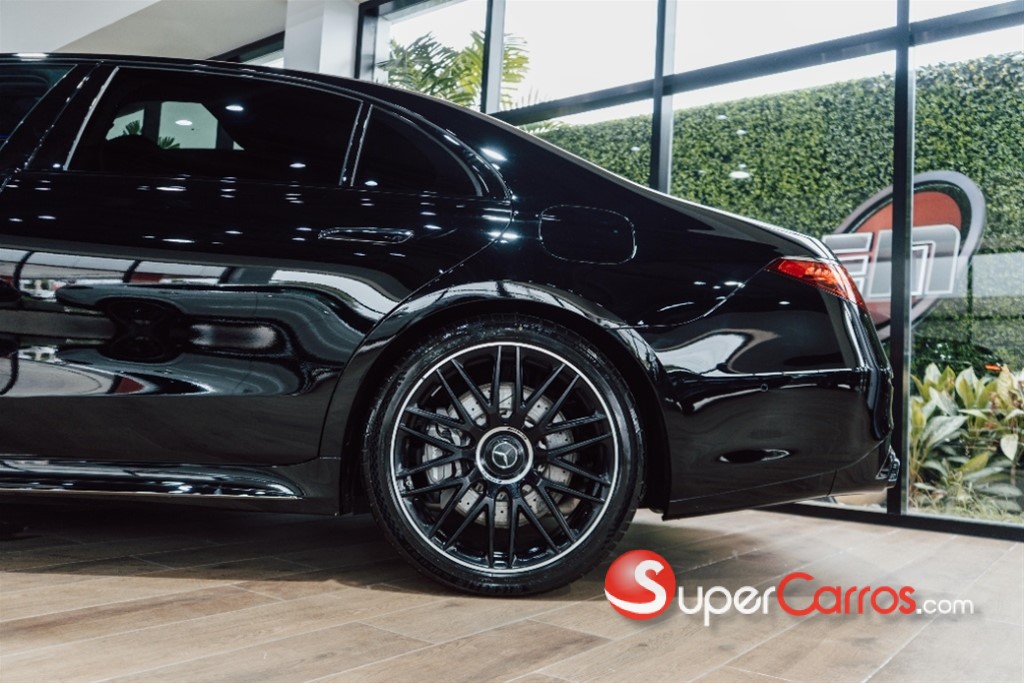 2025 Mercedes-Benz Clase S 63 E PERFORMANCE — foto 3 / 10