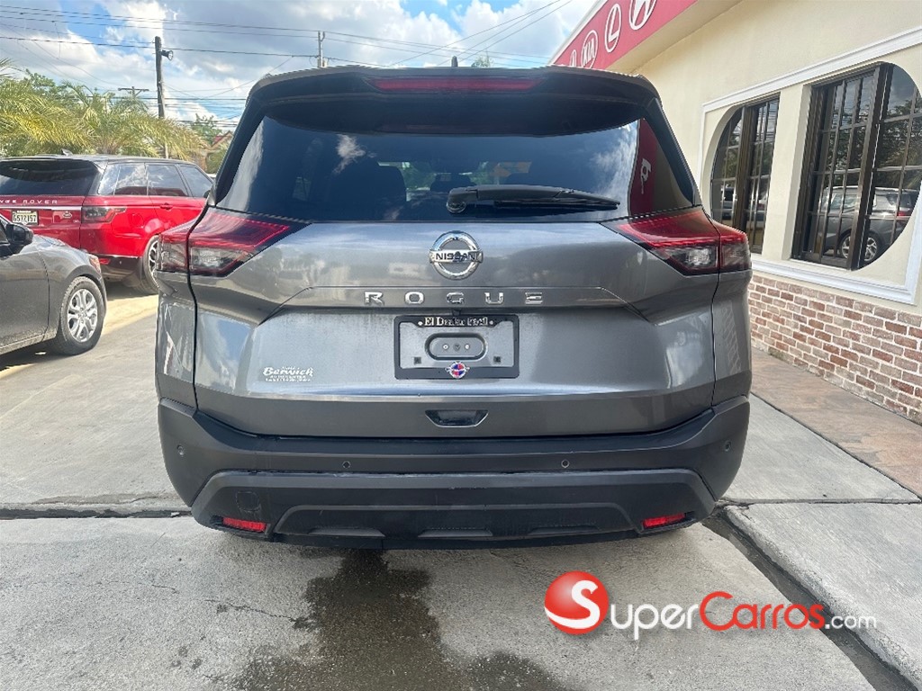 2022 Nissan Rogue — foto 4 / 10