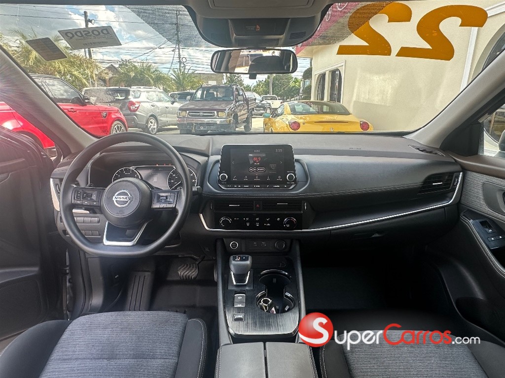 2022 Nissan Rogue — foto 9 / 10