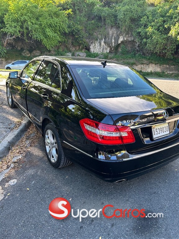 2010 Mercedes-Benz Clase E 300 — foto 10 / 12